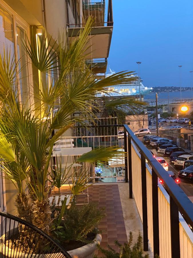 Near Ortigia Bed & Breakfast Syracuse Bagian luar foto