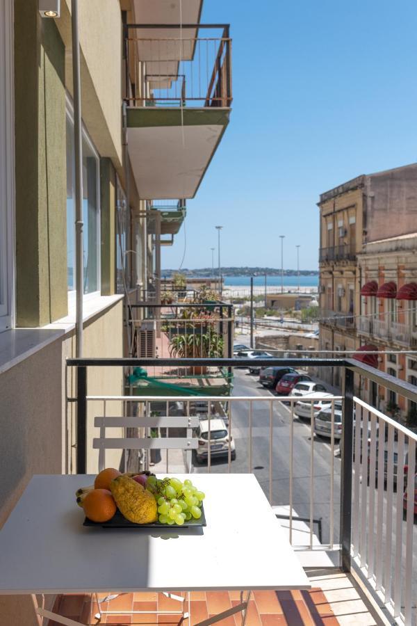 Near Ortigia Bed & Breakfast Syracuse Bagian luar foto